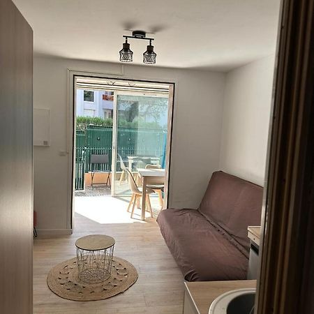 קבלייר-סור-מר Charmant Studio Neuf 150M Plage Sur Avenue Principale Climatise Et Parking מראה חיצוני תמונה