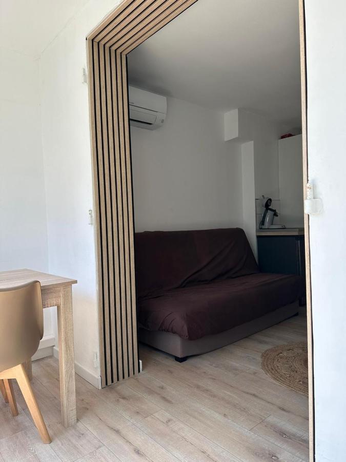 קבלייר-סור-מר Charmant Studio Neuf 150M Plage Sur Avenue Principale Climatise Et Parking מראה חיצוני תמונה